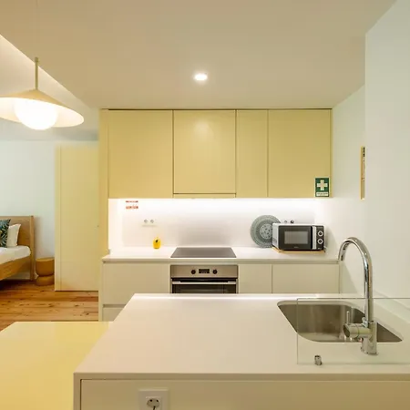Santa Catarina Yellow Loft * Porto